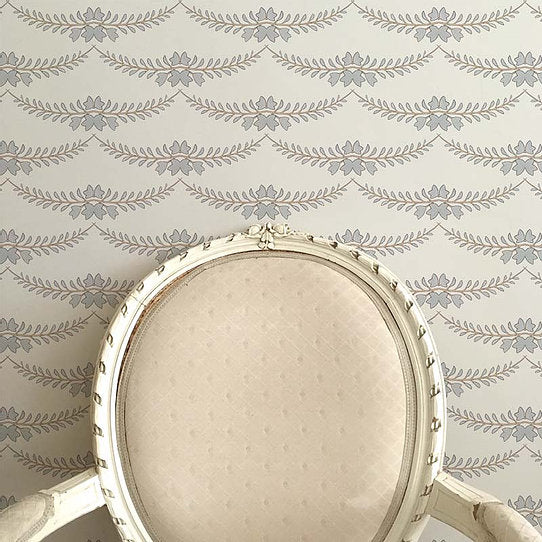 Grey Wisteria Wallpaper – Non Woven Floral Design | Supply Showroom ...