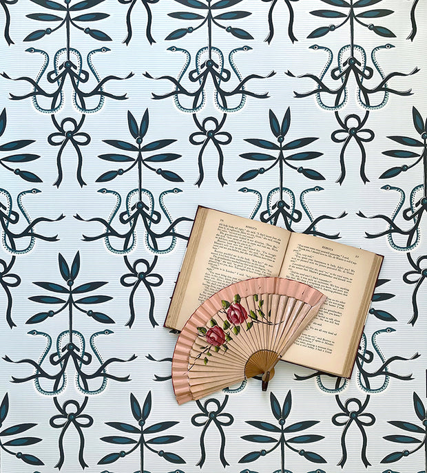 Alice Blue Emily Spinach Wallpaper – 27" Roll, Straight Match, Classic Design
