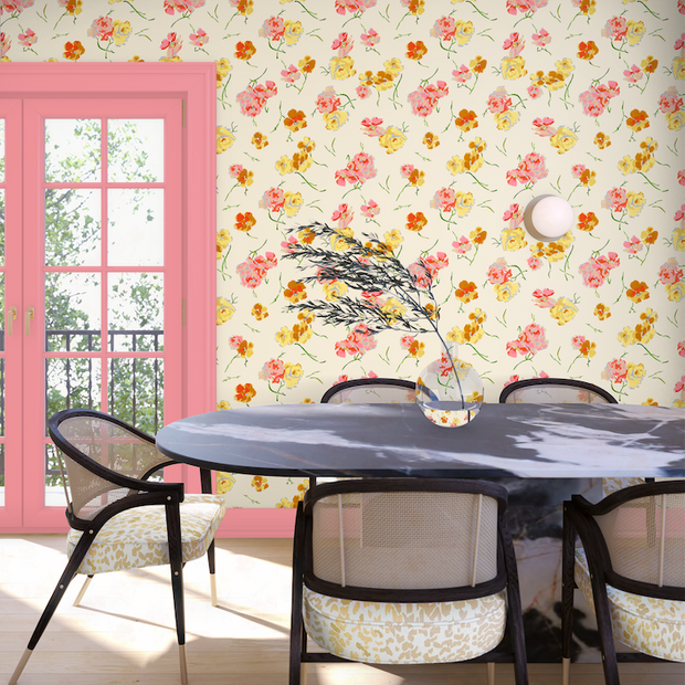 Shirley’s Room Wallpaper in Butter – Straight Match, Non-Woven