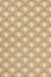 A wallpaper with a floral daisy scallops pattern in beige and yellow colors - Sand/Ink Daisy Scallops Wallpaper – 10m Roll, Nonwoven, 52cm Width