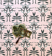 Charm Emily Spinach Wallpaper – 27" Roll, Straight Match, Elegant Design