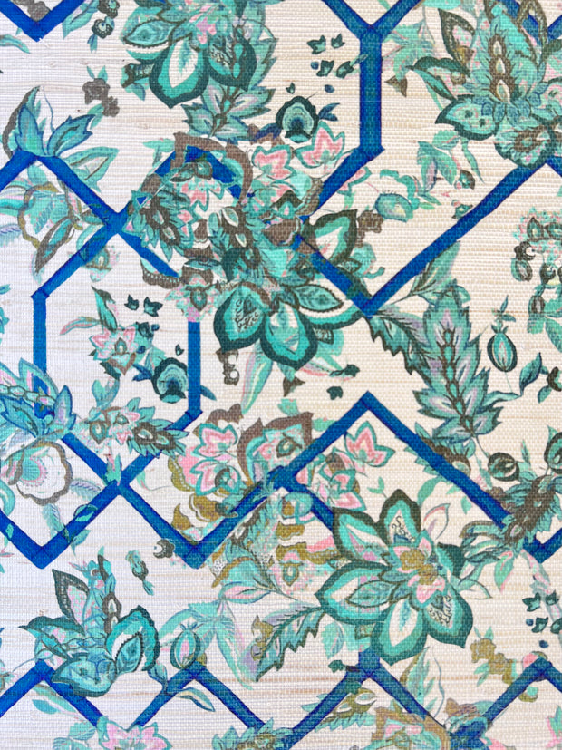 Ice Emerald Rose Grasscloth Wallpaper – Creeping Trellis Collection | Metallic Wallcovering