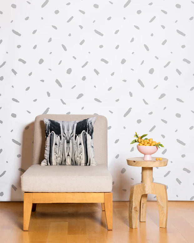 Diamonds and Pearls on Cream - WP