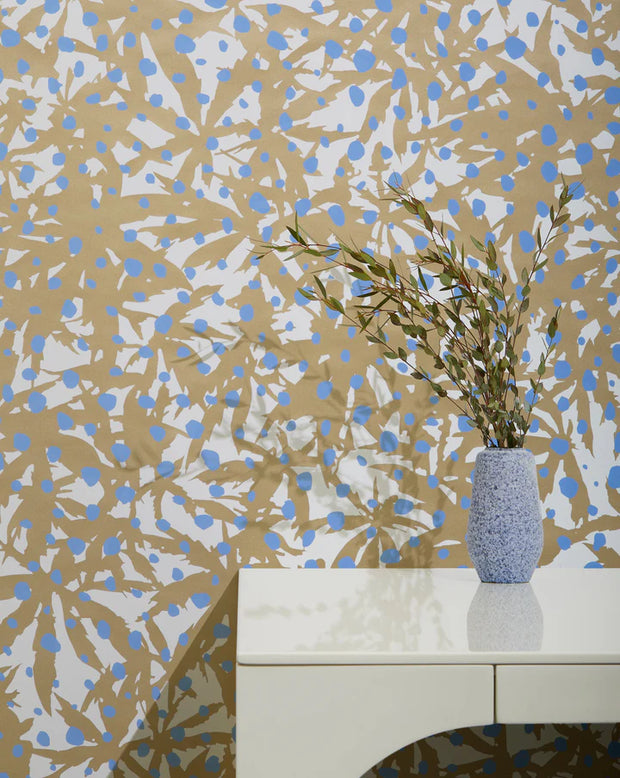 Gold on Cream with Ceanothus Wallpaper – Wild Thing | 27" Trimmed Roll, Half Drop Match