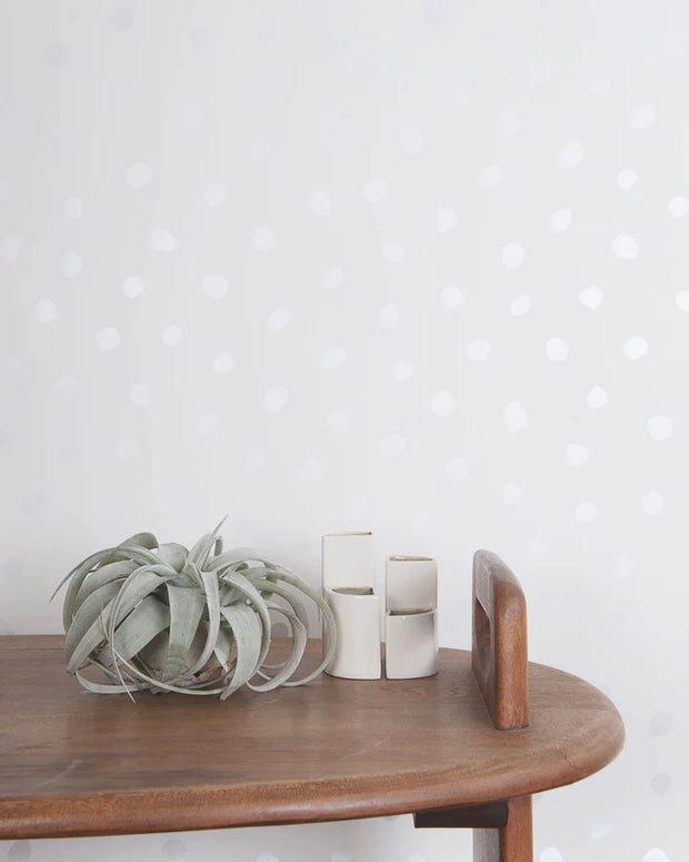 Diamonds and Pearls on Cream - WP