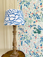 Elizabeth Wallpaper – Classic Floral Elegance for Refined Interiors