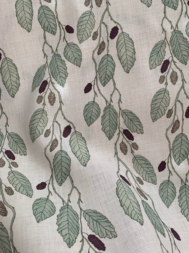 Mulberry/Leaf on Medium Oyster- F