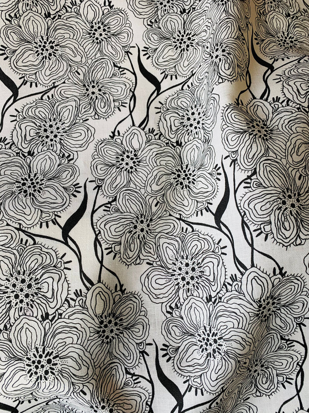 Onyx on Medium Oyster Maze Flower Fabric – 54" Linen, Sold by the Yard
