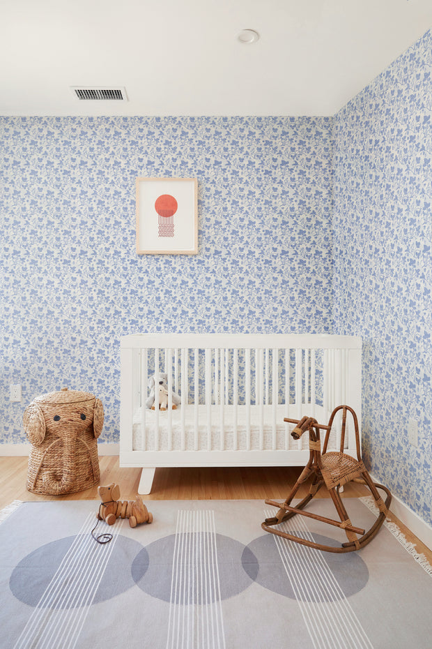 Cornflower Strawberries Wallpaper – Non Woven Fibre | Sold by Yard | 5–7 Week